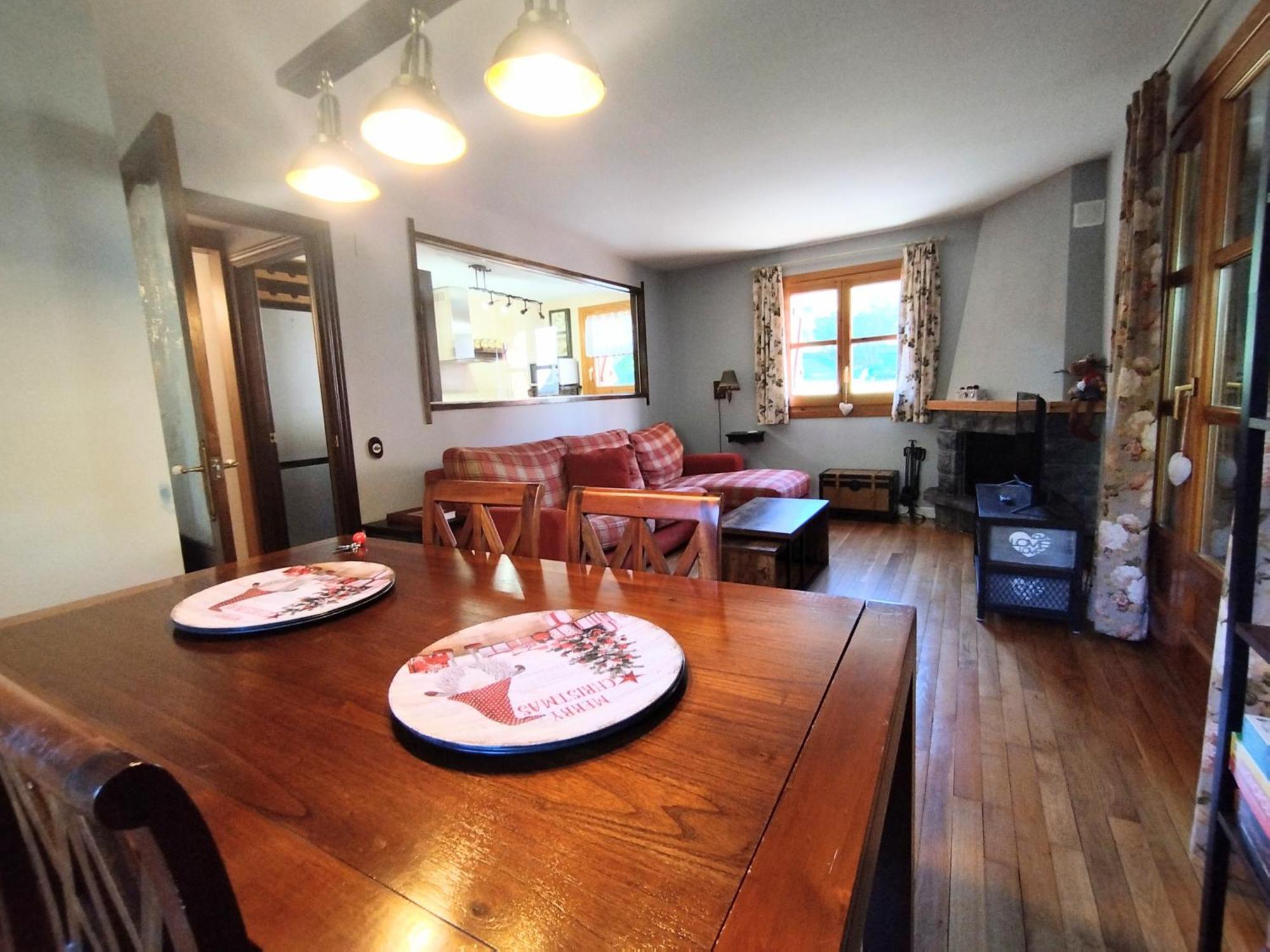 Check-In Casas Cumbre De Benasque Apartment Eriste Exterior photo